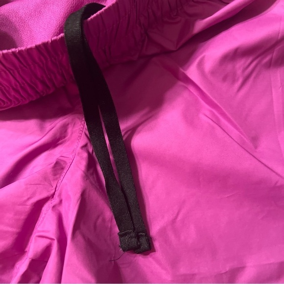 The North Face Womens Size Large 3” Running Shorts Cactus Flower $45 (A5) - Picture 5 of 8